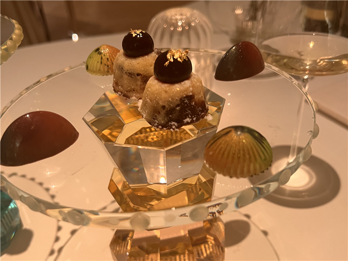 more petit fours